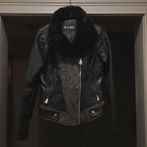 Guess Los Angeles Black Coat